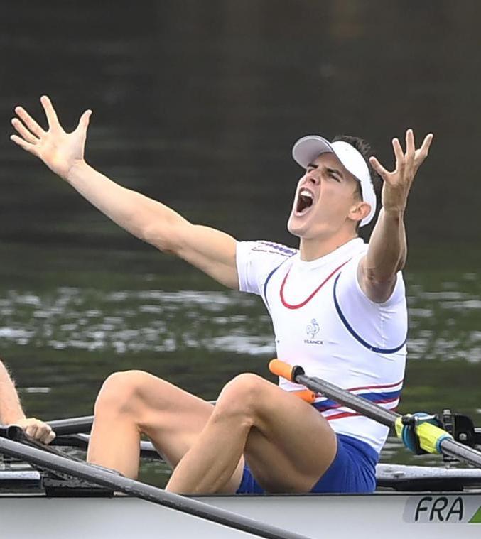 🇫🇷 15 avril 🎂

- <a href="/HOUINHouin1/">Pierre HOUIN</a> : 🥇 olympique / 3🥇 mondiales / 2🥇 européennes