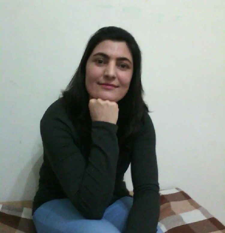 Nazanin50015935's tweet photo. #ZeynabJalalian ,eine kurdisch-iranische Frauenrechtlerin sitzt seit 2008 im Gefängnis und wird schwer gefoltert. Zum Zeitpunkt ihrer Inhaftierung war sie 26 Jahre alt! Sie muss eine lebenslängliche Haft verbüßen!
#FreePoliticalPrisoners 
@DuezenTekkal ⁦@isabelschayani⁩ https://t.co/Io328HDPPN