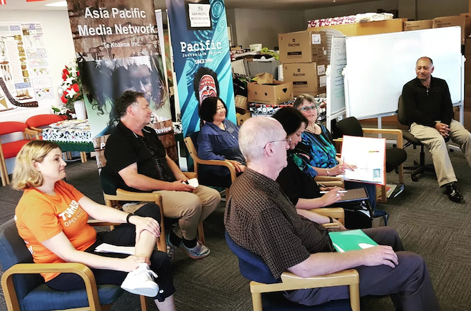 Asia Pacific #media #network plans wider #community brief #AsiaPacificReport #whānauhub #journalism #mediaresearch #independent #independentmedia #mediafreedom #PacificJournalismReview #APMN @PNGAttitude @MediaAsiaJourn @RSF_inter @shrek45 @iamprianka 
asiapacificreport.nz/2023/04/15/asi…