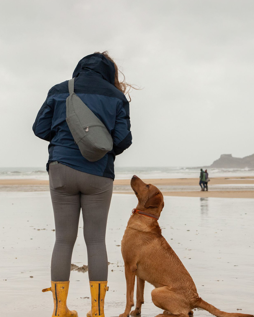 info@thehealthybackbag.co.uk tweet media