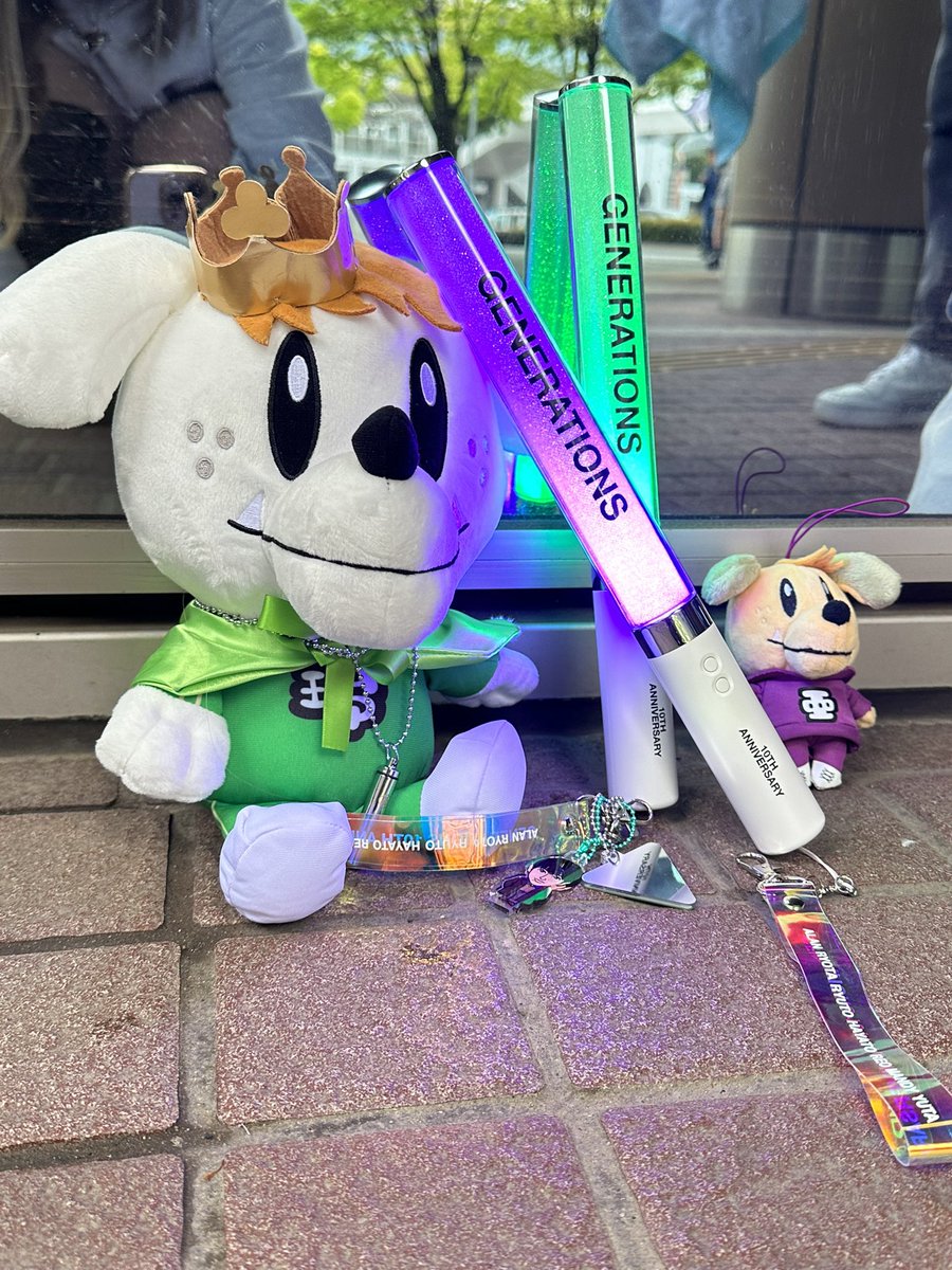 久しぶりのGENEちゃん。
感動しすぎて早速ボロ泣き🥹
メンさんステージの穴のとこから落ちていったけど大丈夫やったんかな。