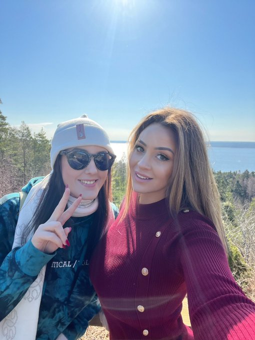 Okay. I&rsquo;m in love with Sweden 🥰 https://t.co/OlTfOfBOXw<a href="/tag/bullettrainmovie"class="tags"><span>#bullettrainmovie</span></a><a href="/tag/experience4dx"class="tags"><span>#experience4dx</span></a>