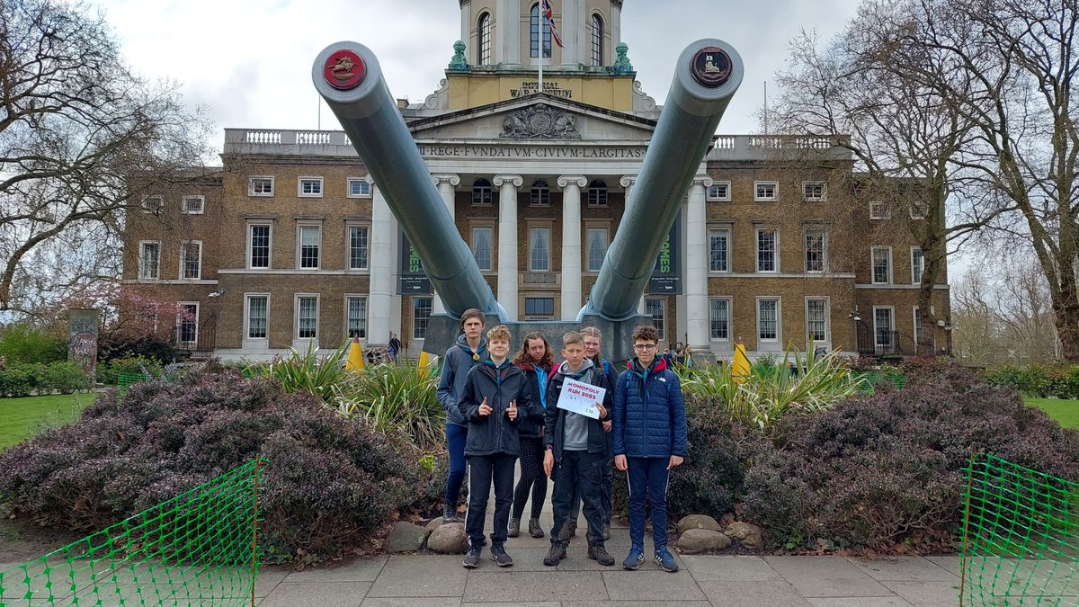 dim ddraig esu tweet media