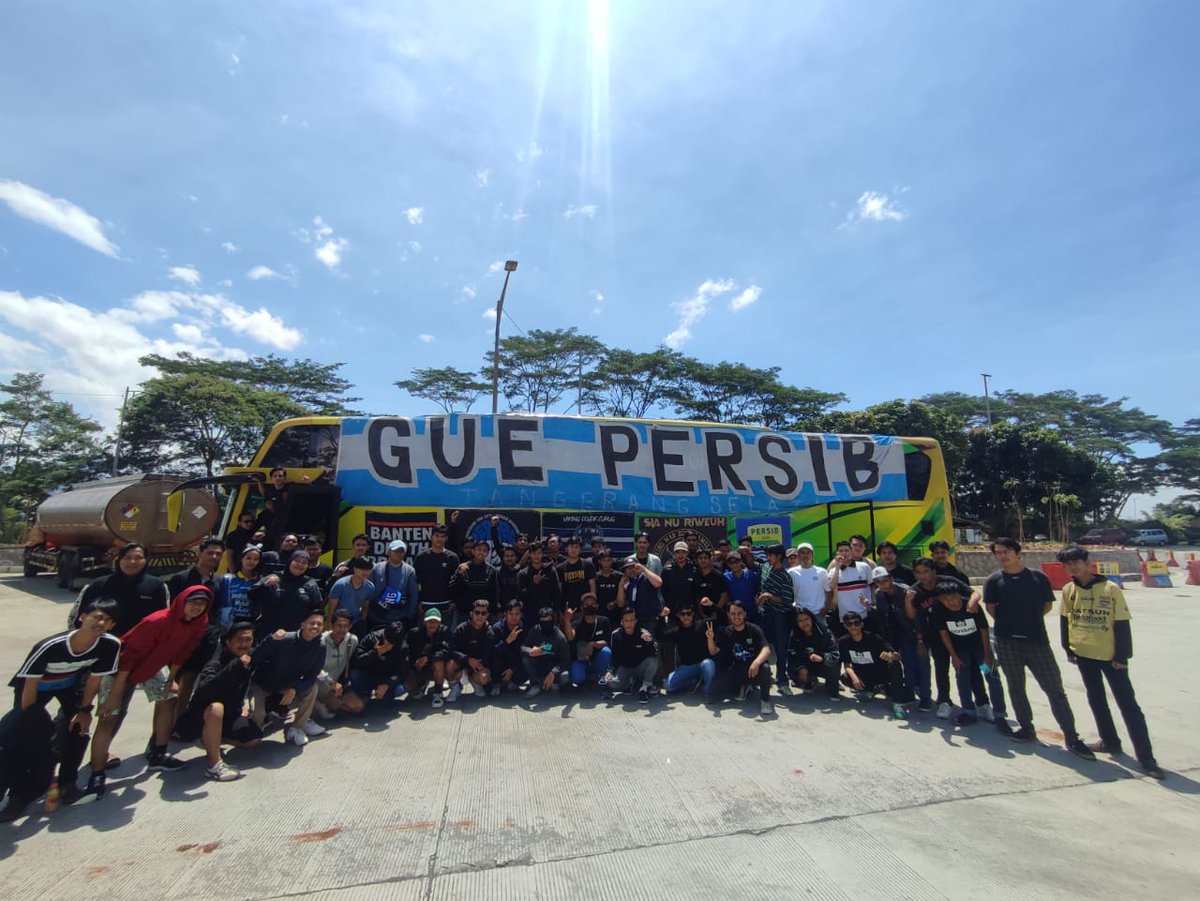 daduutt's tweet photo. Bawa kalem, barudak keneh✊ https://t.co/aNDJO6ofDT