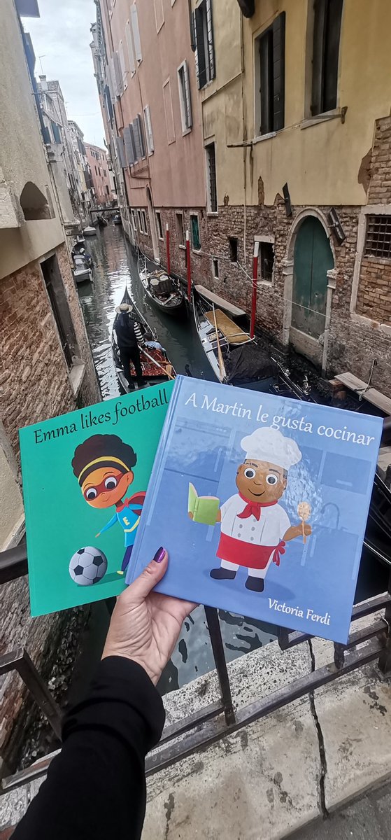 VictoriaFerdi's tweet image. ¡Acompaña a Emma y Martin mientras exploran las maravillas de una ciudad construida sobre agua! Desde paseos en góndola hasta la creación de máscaras. ¿De qué ciudad encantada se trata? 

emmatomandfriends.com 

#booktok #stembook #adventure #weekendvibes #wanderlust