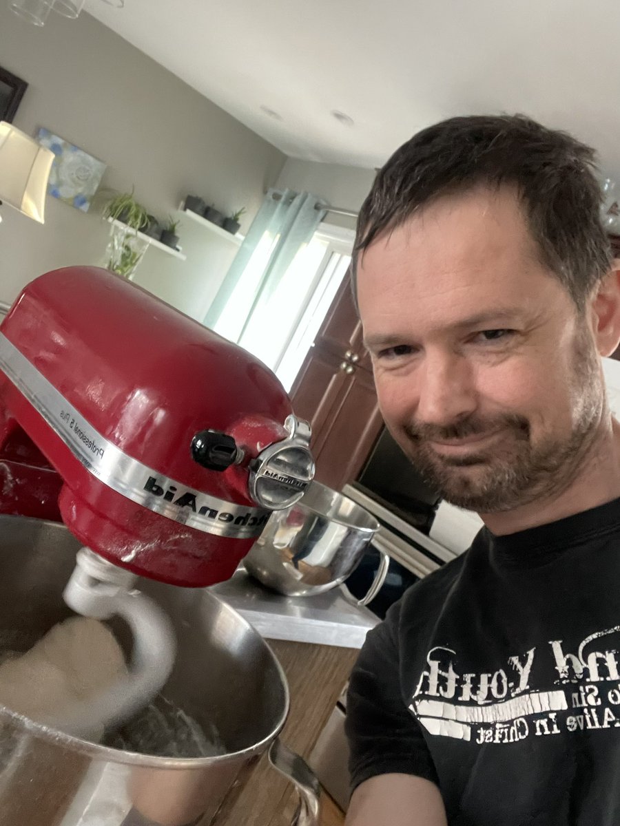 kurtarnold_kurt's tweet photo. After taking a bread break for Easter Weekend, I am back to baking bread. Red has been given a gear transplant and a grease infusion so hopefully she goes for a while longer. #sourdough #saturdaybaking https://t.co/O7PTro61Gt