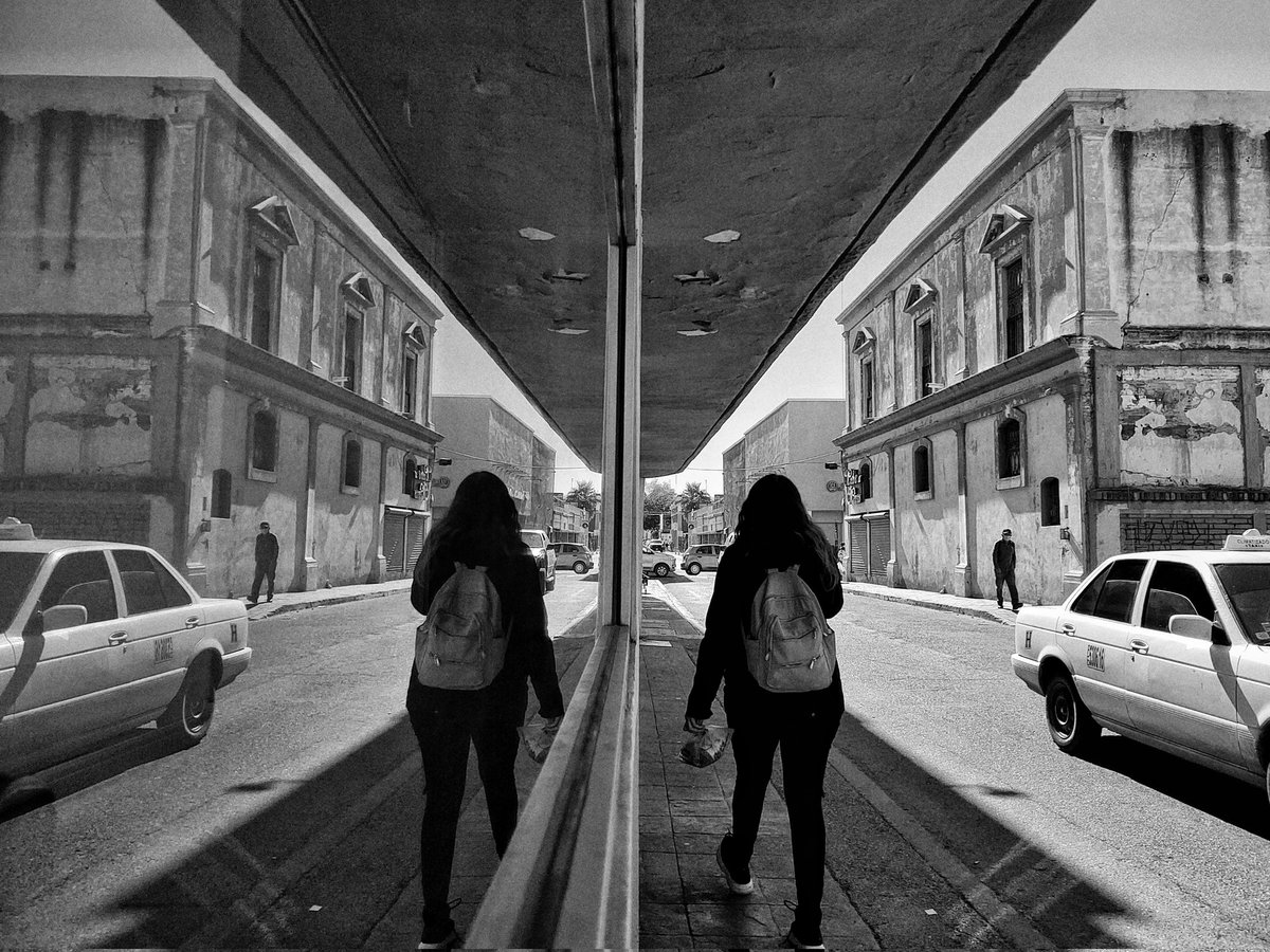 shapeofstreets's tweet photo. #streetphotography #reflectionstories #somewhereinhmo https://t.co/1SN11KmeNb