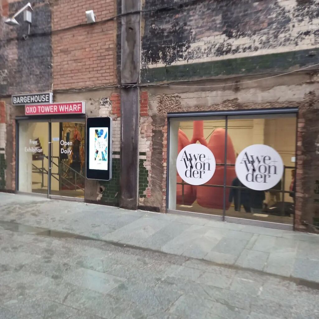 Great exhibition on at the bargehouse gallery @oxotowerwharf. It's a wonderful space with 5 floors of all kinds of work including @maureen.jordan2009 lovely pieces using parts of church organs. 
But it finishes Sunday. #aweandwonder #bargehouseoxotower #… instagr.am/p/CrDVwGnqW_O/