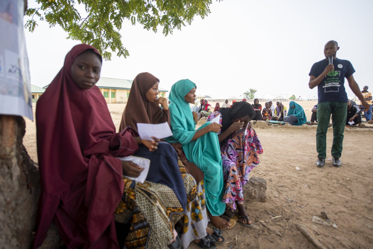 DEANinitiative's tweet photo. "Why we should follow INEC Budget: all the jackets they gave us as ad-hoc-staff were old torn jackets and we were not paid as at when due" INEC Ad-hoc Staff
Lament at our Community-Level Citizens Election Feedback Sessions
#SixtyPercentOfUs #iPledge2Vote
@YIAGA @UNDPNigeria https://t.co/QtSUSX0L3r