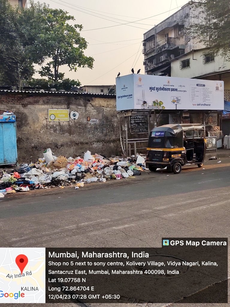 prchandna's tweet photo. @mybmcWardHE @mybmc @CMOfficeUP @CMOMaharashtra @CeoNoida @CPCB_OFFICIAL @aksharmaBharat @NagarVikasUP @Dev_Fadnavis @PMOIndia @SwachhBharatGov @RoadsOfMumbai @maha_governor @deespeak @rituias2003 @myogiadityanath @fadnavis_amruta @BJP4Maharashtra @MantralayaRoom @mpcb_official @bombaytimes @HumansOfBombay @bombaytransport @NBTMumbai @TOIMumbai @noida_authority @NandiGuptaBJP @manishsmooth @lalclicks @vinodsharmanbt @GarimaTri20 @poonam_mahajan @MayorMumbai @bjpmumbai @bjpmaha @IqbalSinghChah2 ji
Escalated Past 2wks now
यह दयनीय है कि B.E.S.T. बस🚍 स्टॉप🚏 को डंप यार्ड 🚮में तब्दील कर दिया गया है। बदबू😷 यात्रियों को बस स्टॉप पर इंतजार नहीं करने देती।
#Pathetic
#SWM2016 @SwachhBharatGov
#Clean #Mumbai #RRR
ये डंप यार्ड पूरी तरह से विलोपित होना चाहिए https://t.co/ik6Pqi88EH