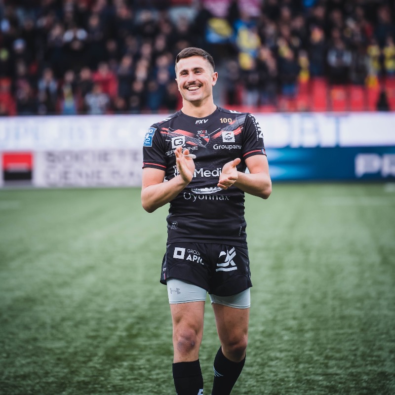 OyonnaxRugby's tweet photo. π― ππππππππ ππππππππππ πππππππππ ππ»
Notre arriΓ¨re α΄α΄Κα΄ΚΙͺα΄Ι΄ α΄α΄ΚΚα΄Ι΄α΄
Κα΄α΄ a disputΓ© son 100e match β«π΄ Γ l'occasion de la victoire face Γ
@ProvenceRugby
#PROD2 #OYOPRO #TOUSOYOMEN