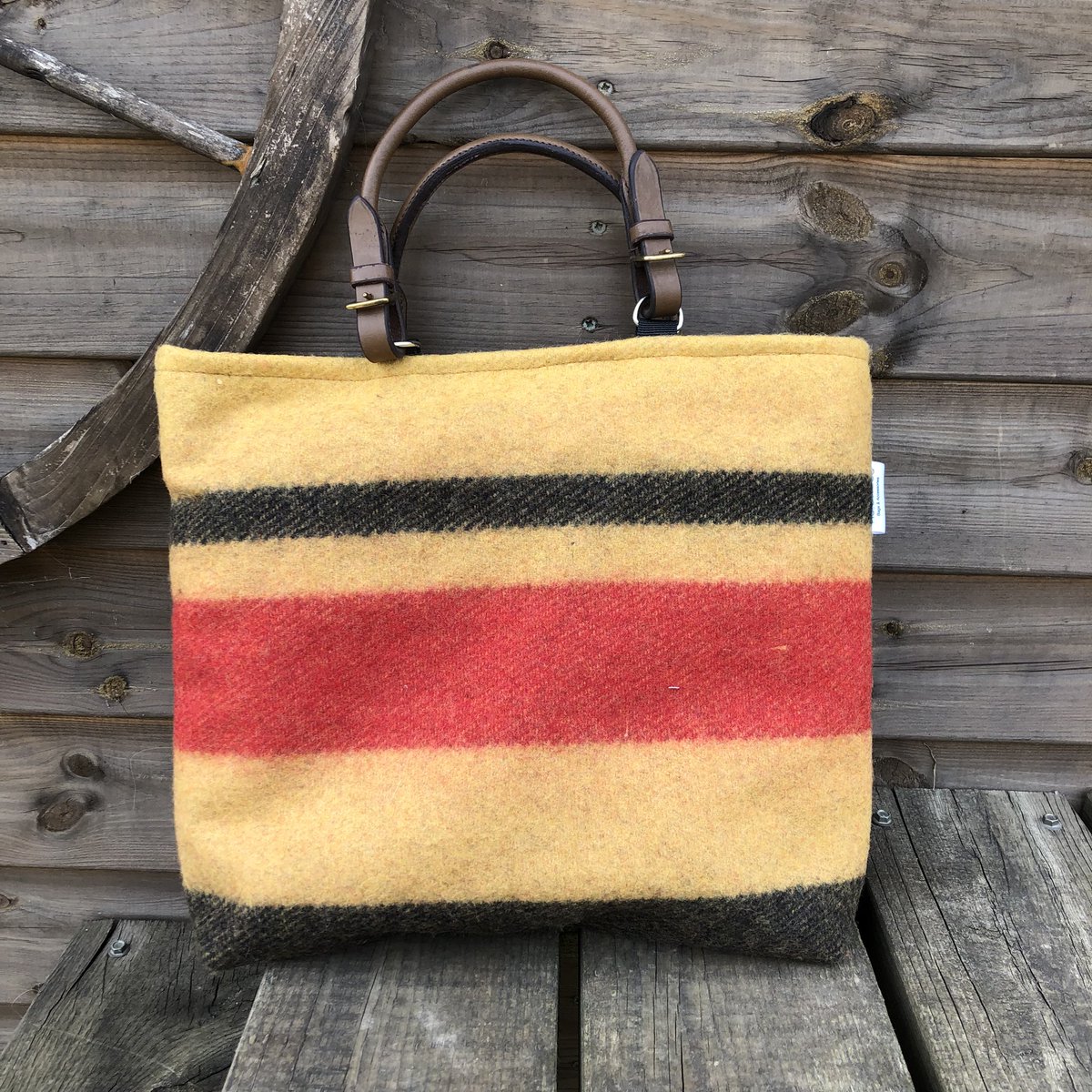 Re-bridled makes unique bags &amp; pouches from #recycled &amp; #restored #vintage #equestrian items
Handmade in the UK 
Re-bridled.co.uk
This bag only £150 perfect treat for yourself or a loved one
#Rebridled #equinehour #horsechathour #horseandhoof #ponyhour #equestrianhour