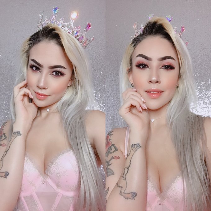 crowned_goddess