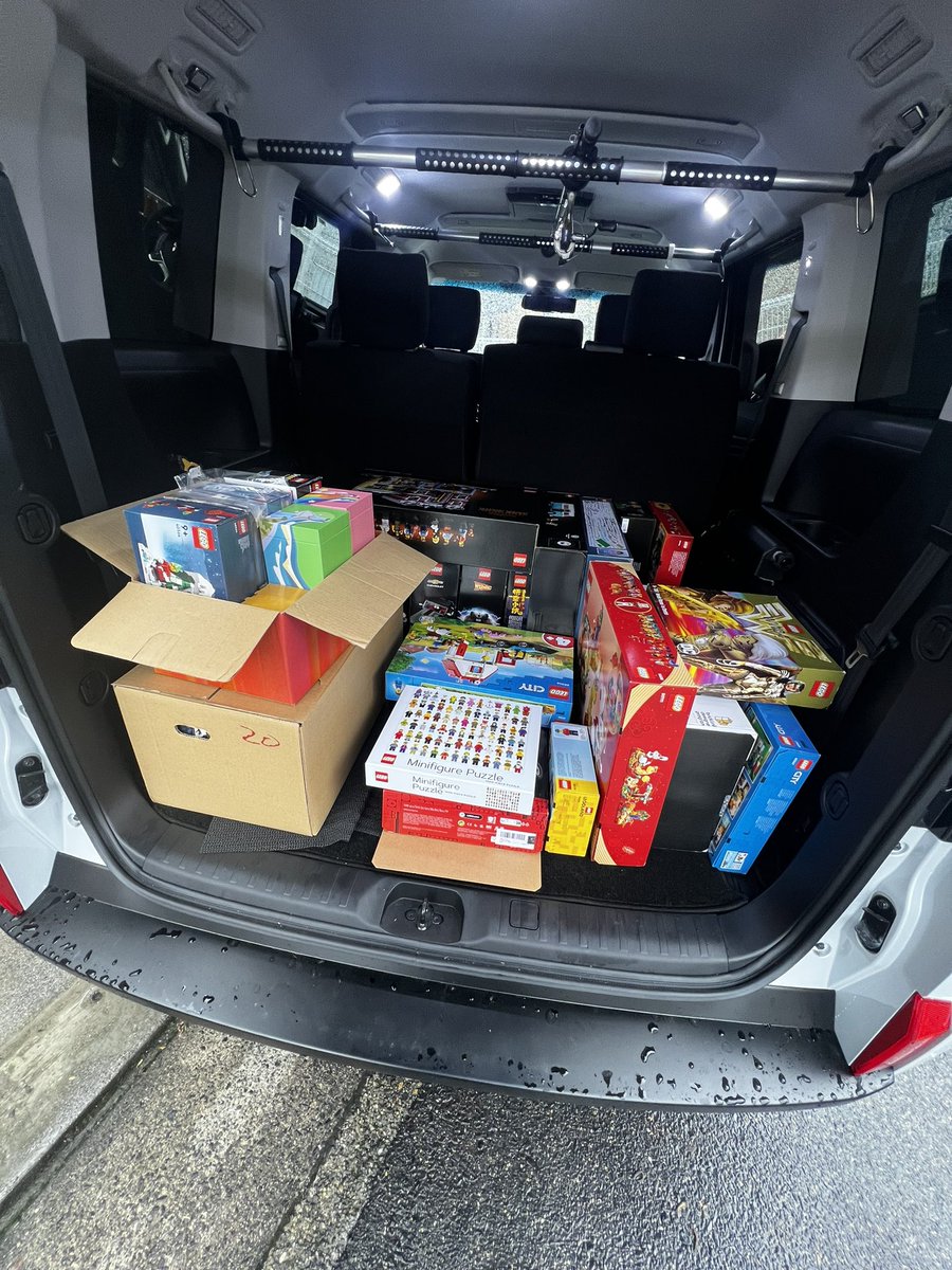 LEGOもお引越し