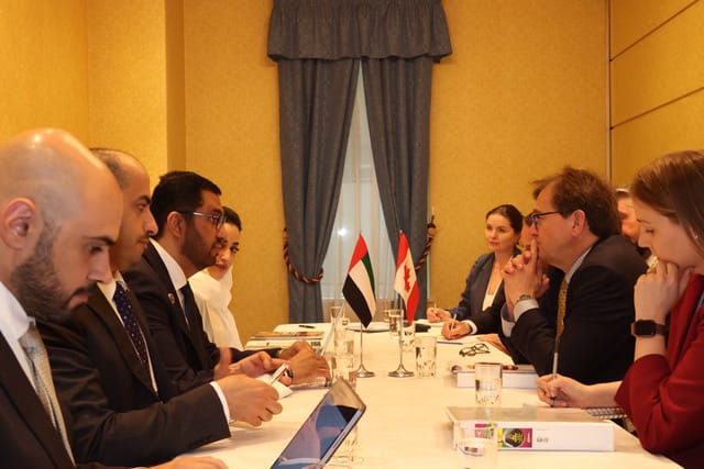 COP28_UAE's tweet photo. #DrSultanAlJaber &amp; 🇨🇦’s Minister of Natural Resources, @JonathanWNV held productive discussions today on the importance of keeping 1.5 alive and driving meaningful #climateaction https://t.co/E6nz9b3UUV