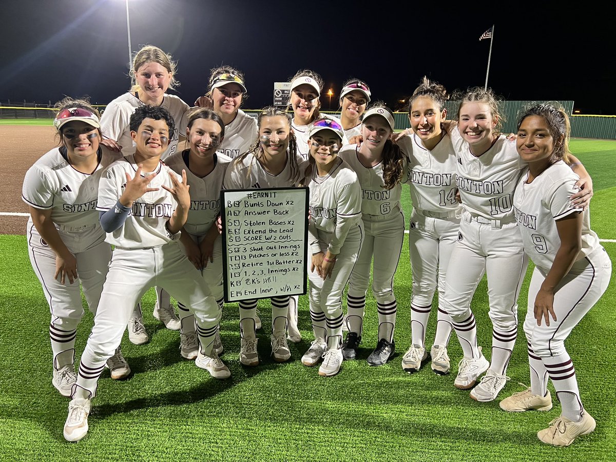 Sinton_Softball's tweet photo. Sinton Lady Pirates took their game in dramatic walk-off fashion, thanks to a walk-off by @cellllyyyyy that went 3 for 4. SLP totaled 10 hits in the game.  DeLeon, Medrano, &amp; Zamora each managed multiple hits.  @Jamie22Burch had 9K’s. Way to fight and EARN IT! 👏🏻 @CallerSports https://t.co/PE5jRHaA3u