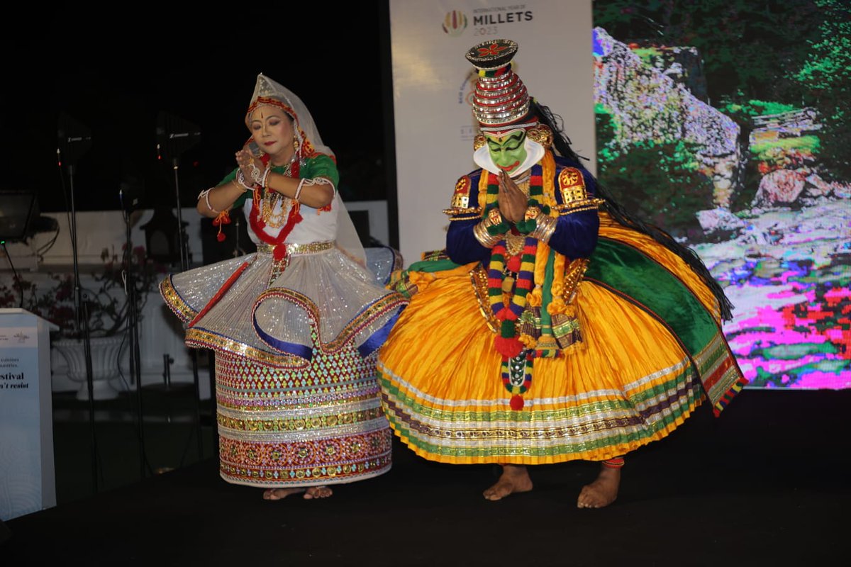 India is an amalgamation of diverse cultures. A fusion of the folk lores of the Harvest festivals with the classical dance forms of the country at the gala dinner of the #SCO #Millet Food Festival.

#SCO #SCOMeeting #SCOTourism #SCOSummit #IYM #iymillets2023 #VisitIndiaYear2023