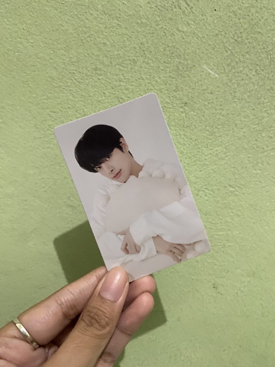 GoldenKook58's tweet photo. Help RT yaaa teman-teman

WTS

Enhypen Official POB Ggu Ggu Package - Jake
Bisa minta video condi, dom Bogor ada shopee

Price : Rp25.000,-

#WTSEnhypen https://t.co/YlKggfjQLy