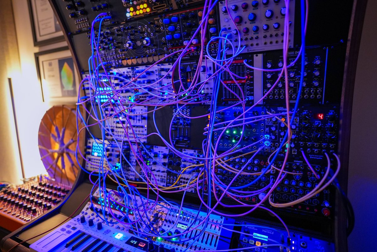 brenneisenmusic's tweet image. The days are long. Stretching into the night - thankfully, this bears the promise of being *extra* fun. 

#composeratwork #modularsynth #composer #gamemusic #gameaudio