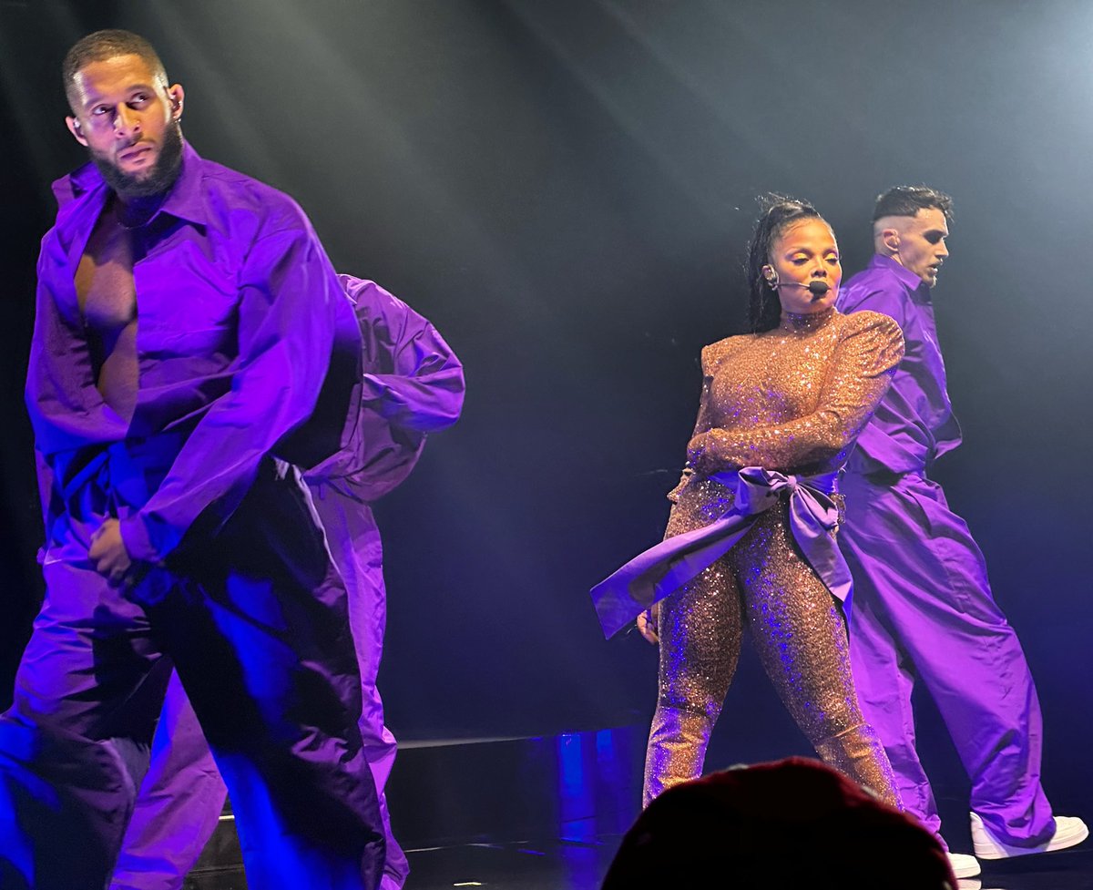 hellojerome 🌌🔭🏝️ tweet media