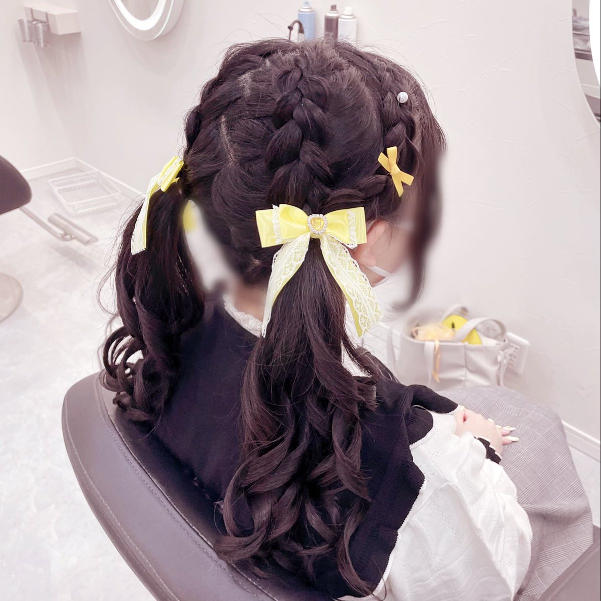 L0VE_Root's tweet photo. あいにくの雨だからヘアメはツインテールにした🫶🏻🎶京セラ2日目思い出してるよ。るぅとくん に逢えるのとっても楽しみ！今日はるぅとくん のことが、大好きな4人と応援しています。大阪に来てくれてありがとう。 https://t.co/2YDHrJODB6