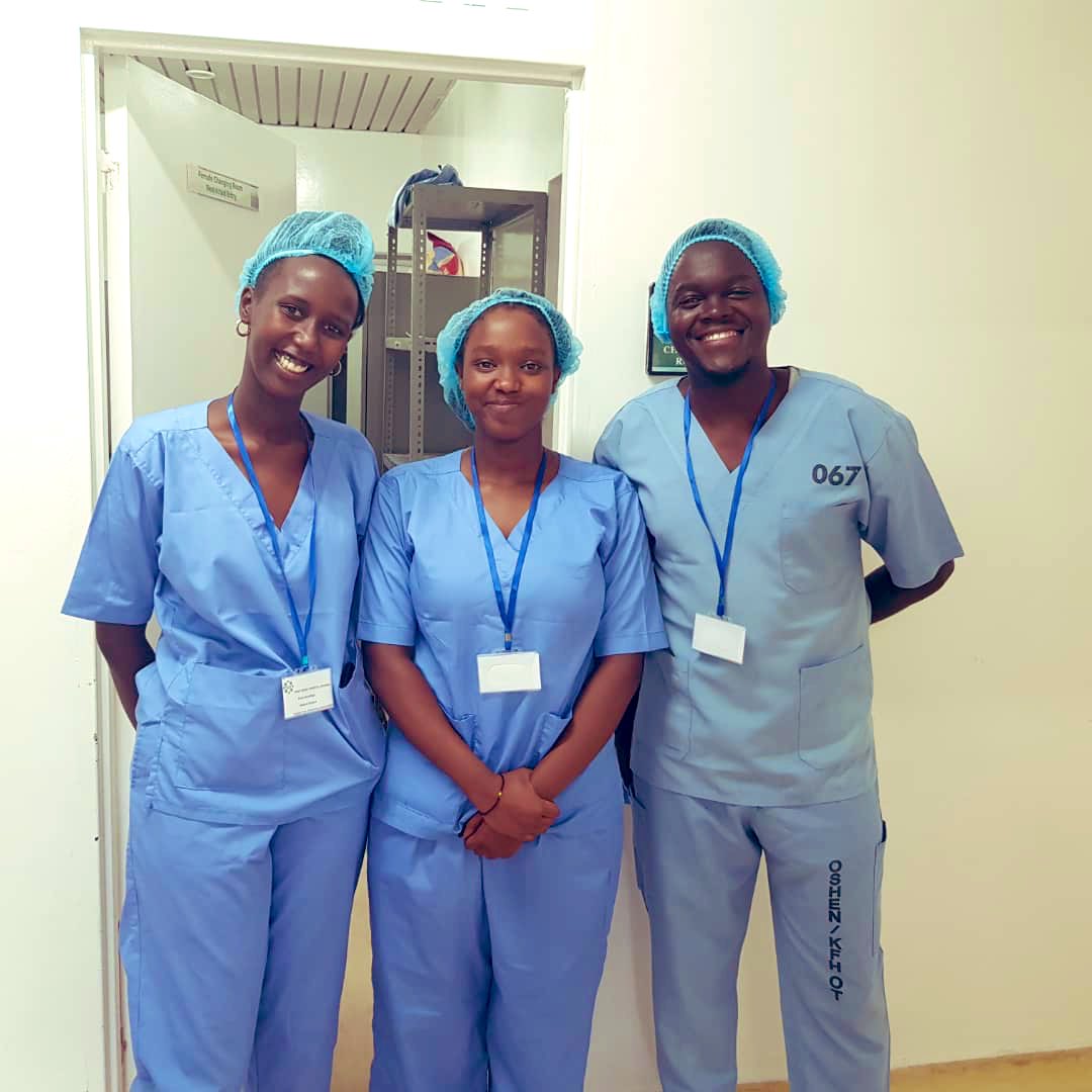IntareSig's tweet photo. This week, junior ISIG members had an opportunity for a 2 days #surgeryshadowing at @kfaisalhospital where they observed diverse surgeries and experienced how it feels to be in the Operating Theatre!

#ISIGsurgeryshadowing https://t.co/k6ltBCBf5C