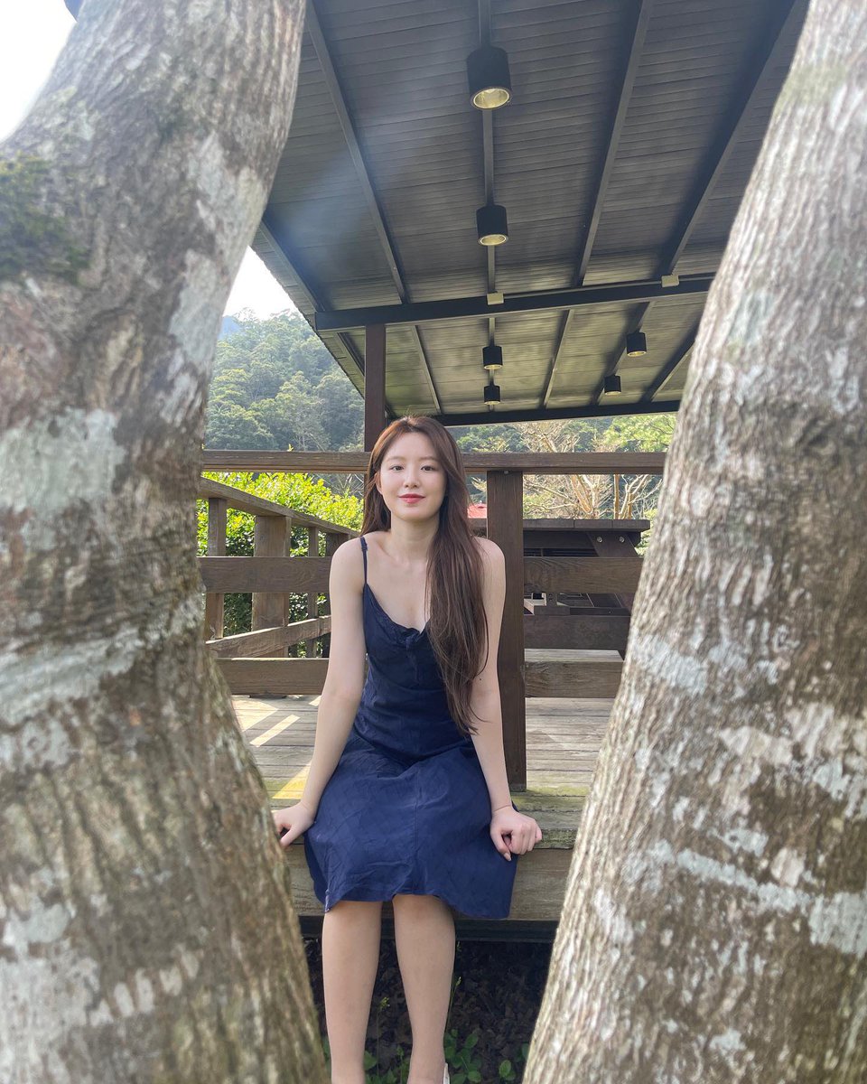 RJSHLOOK's tweet image. summer 🌞 with renjun and shuhua 💛🤎