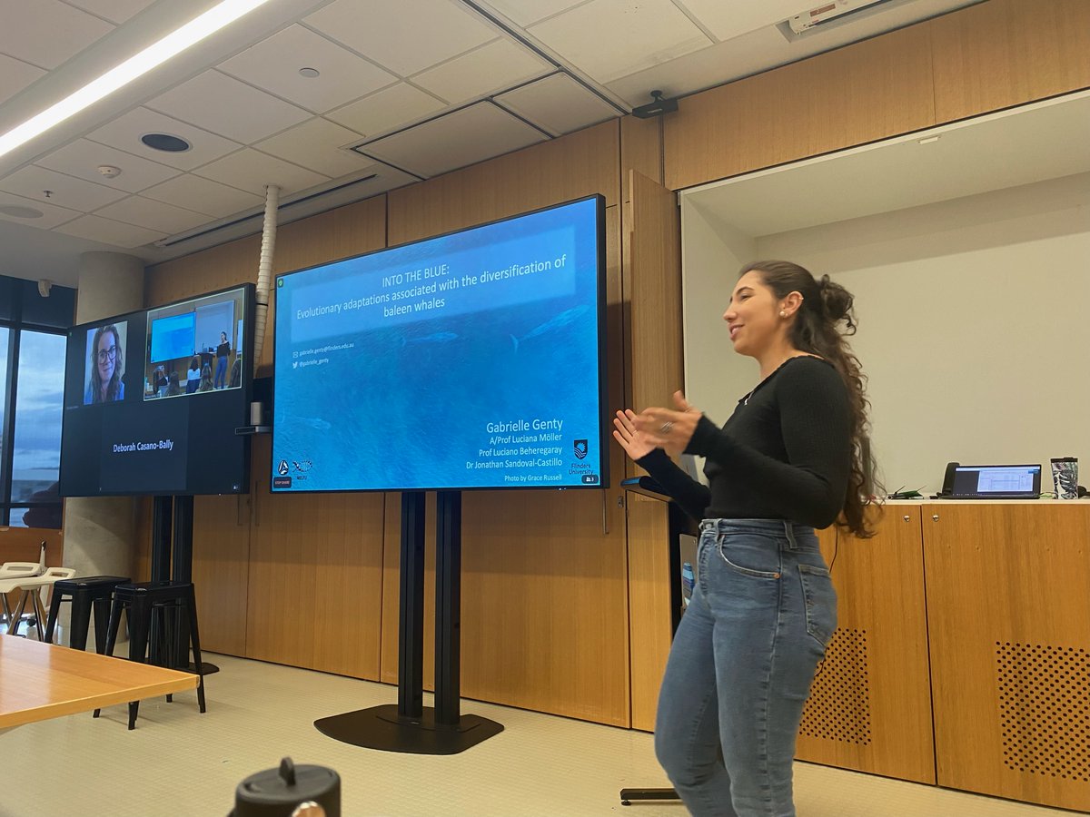anzscsmm's tweet photo. Time is flying by with all of these amazing talks, and we are quickly approaching the end of day 2, filled with more fascinating and very different talks from @caitlinicholls_, @gabrielle_genty, @leahmcrowe and Katy Fannei. #marinemammals #science #Hobart2023 #studentconference https://t.co/WVERbt1Net