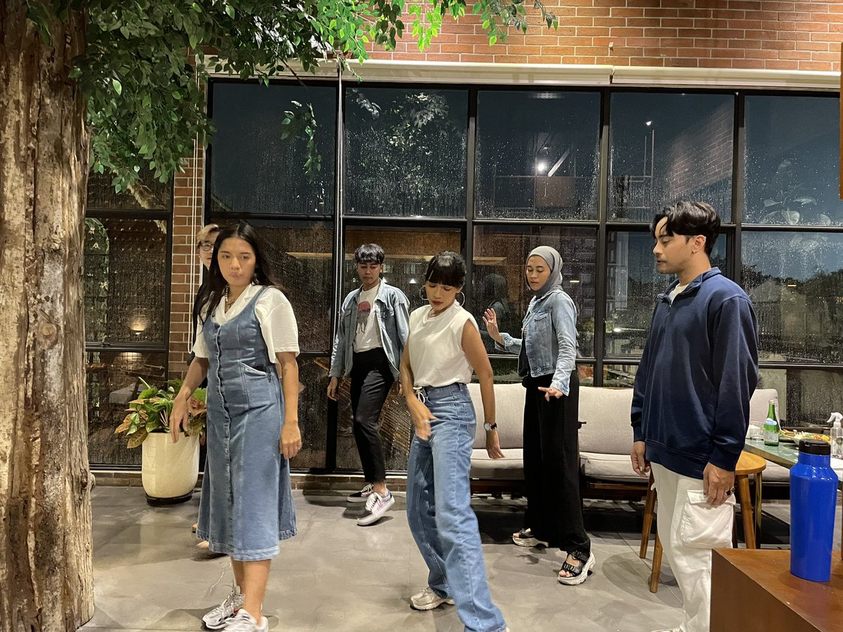 gamaliélf bandung tweet media