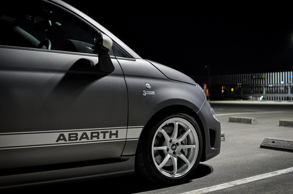 THREEHUNDREDay's tweet photo. THREEHUNDRED blog new post
https://t.co/DAH07r2mXc
#abarth #threehundred #eswheel #cf01 #abarth500 #abarth595 #abarth695 https://t.co/PqcPQDuOml