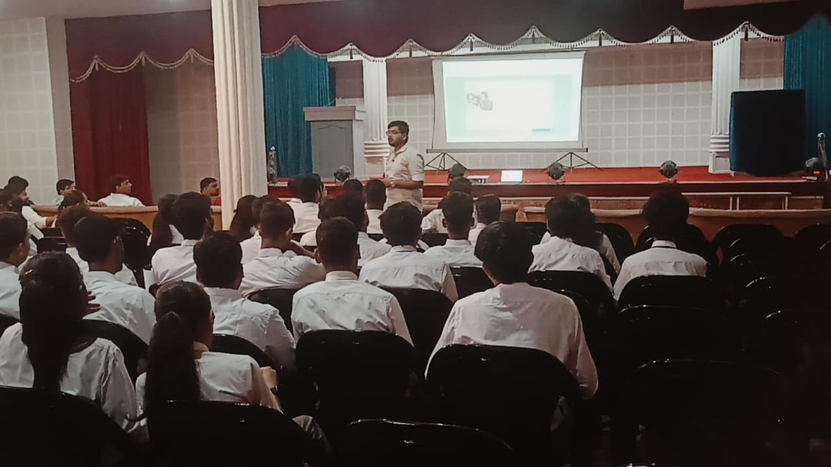 digiperforms's tweet image. @sherwoodlucknow Digiperform Gomtinagar had arranged Seminar function on the topic &quot;Digital Marketing Opportunities and Growth&quot; by their experienced &quot;Digital Marketing Trainers&quot; at &quot;Sherwood College Lucknow&quot; with the help of Sherwood College Management. 
#seminar #sherwoodcollege