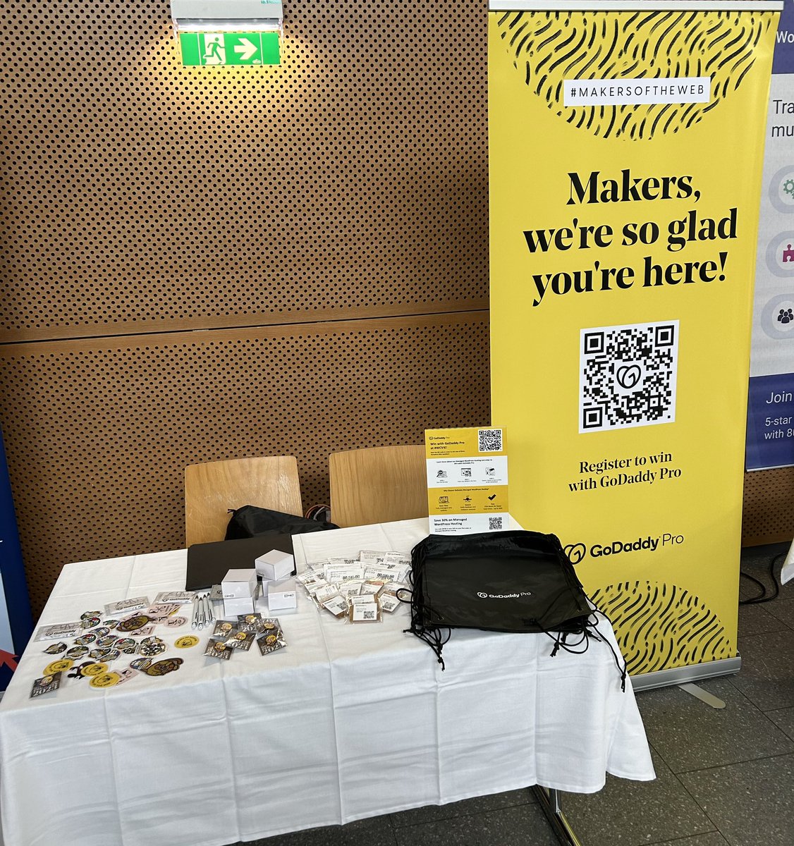 #WCVIE Just started! 
Come to say HI 😊 <a href="/GoDaddy/">GoDaddy</a>  <a href="/GoDaddyPro/">GoDaddy Pro</a>