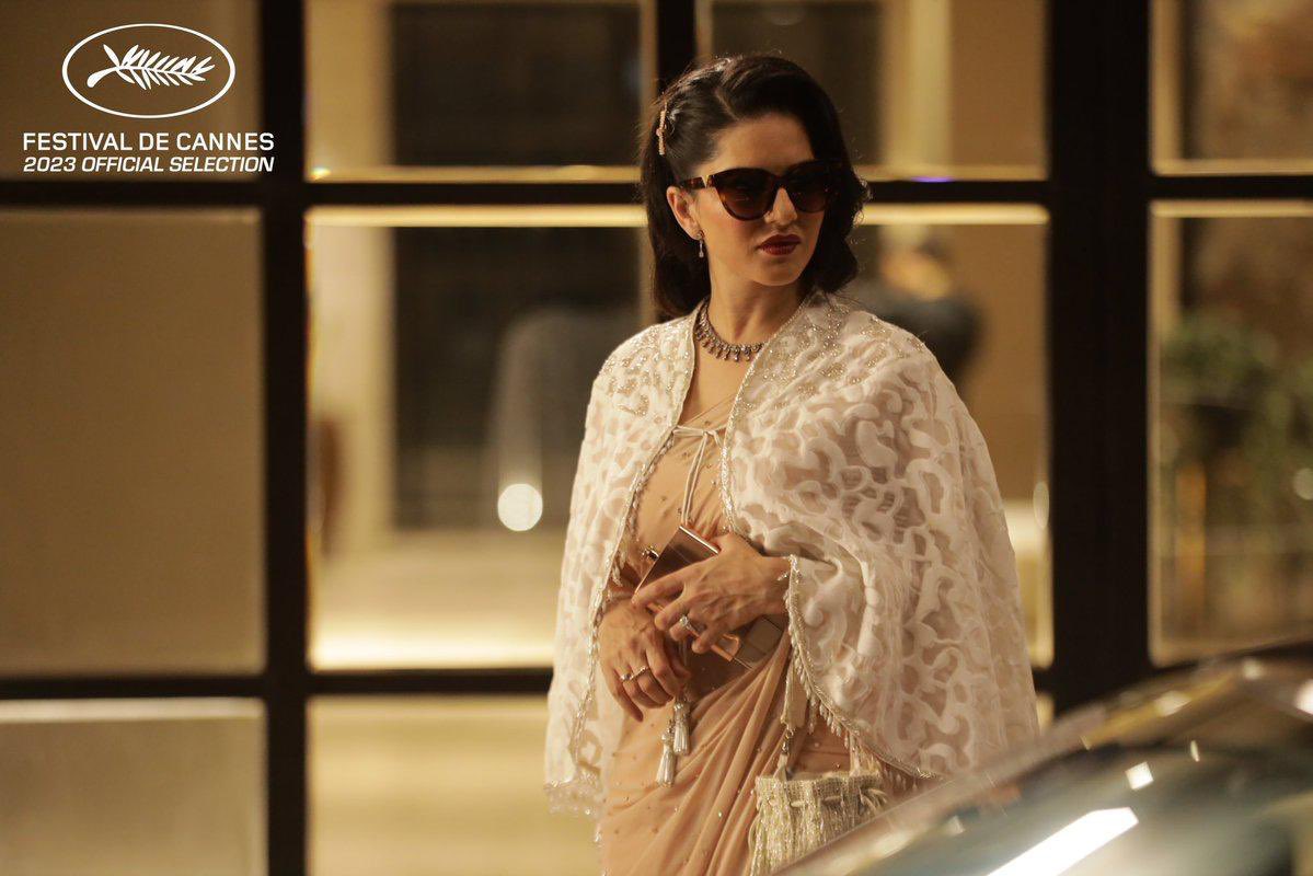 Sunny Leone tweet media