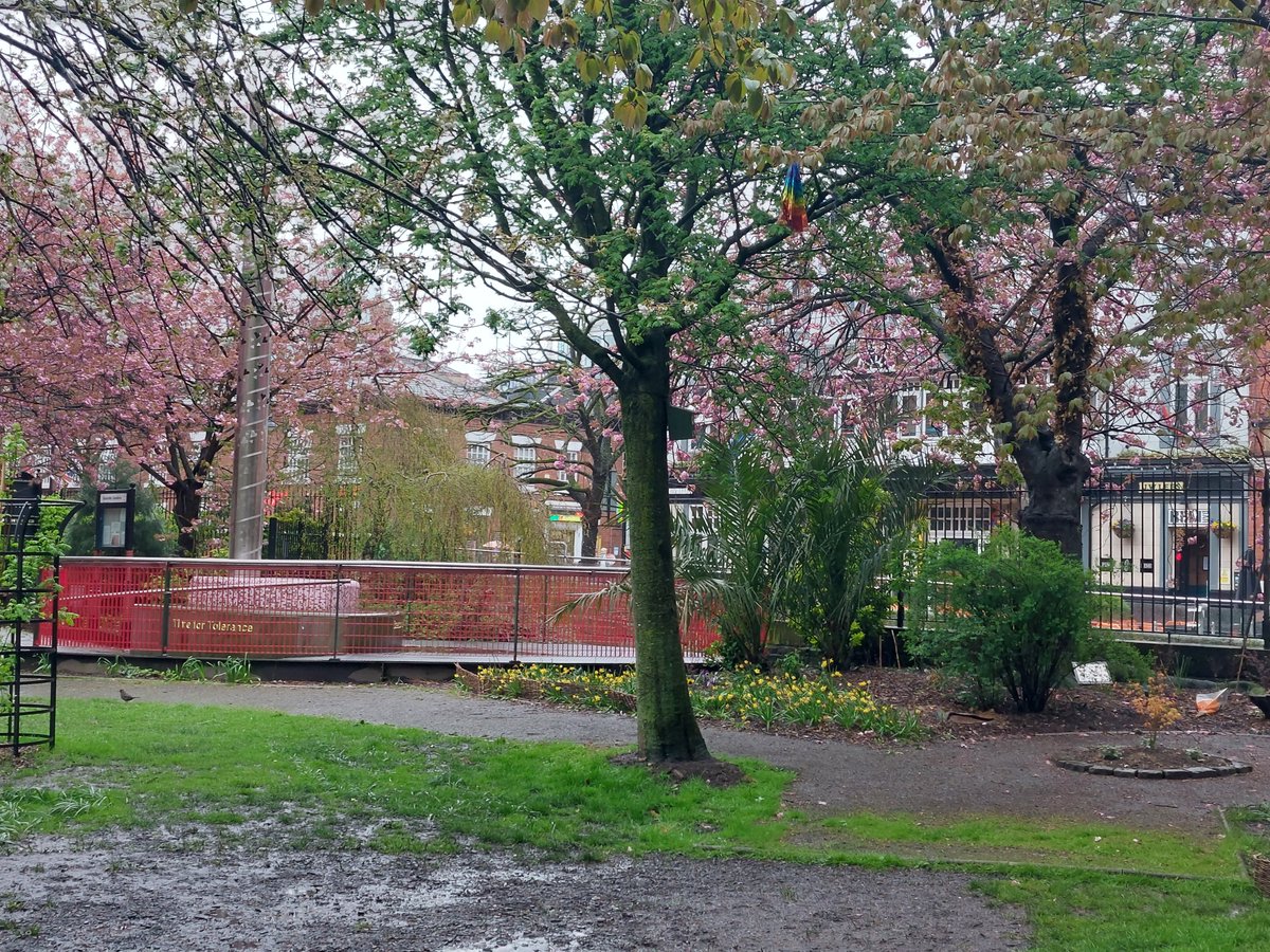 TaljaBlokland's tweet photo. Grateful the most interesting tour on history of @TheProudTrust in #Manchester rain as part of @bsacities stream of @britsoci conference thx to fabulous @emilyonabike who gave us wonderful material to learn about how #LBGTQ community build own space
#walkingasmethod
#bsa2023 https://t.co/fMJJ4NdUoy
