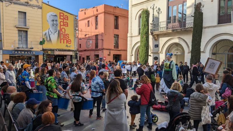 L'Independent de Badalona (@independentbdn) on Twitter photo Bon dia: Contra la privatització del sentiment ‘badalonista’, Opinió de Tomeu Ferrer a <a href="/Independentbdn/">L'Independent de Badalona</a> de #Badalona t.ly/oujc Bon dia: Contra la privatització del sentiment ‘badalonista’, Opinió de Tomeu Ferrer a <a href="/Independentbdn/">L'Independent de Badalona</a> de #Badalona t.ly/oujc