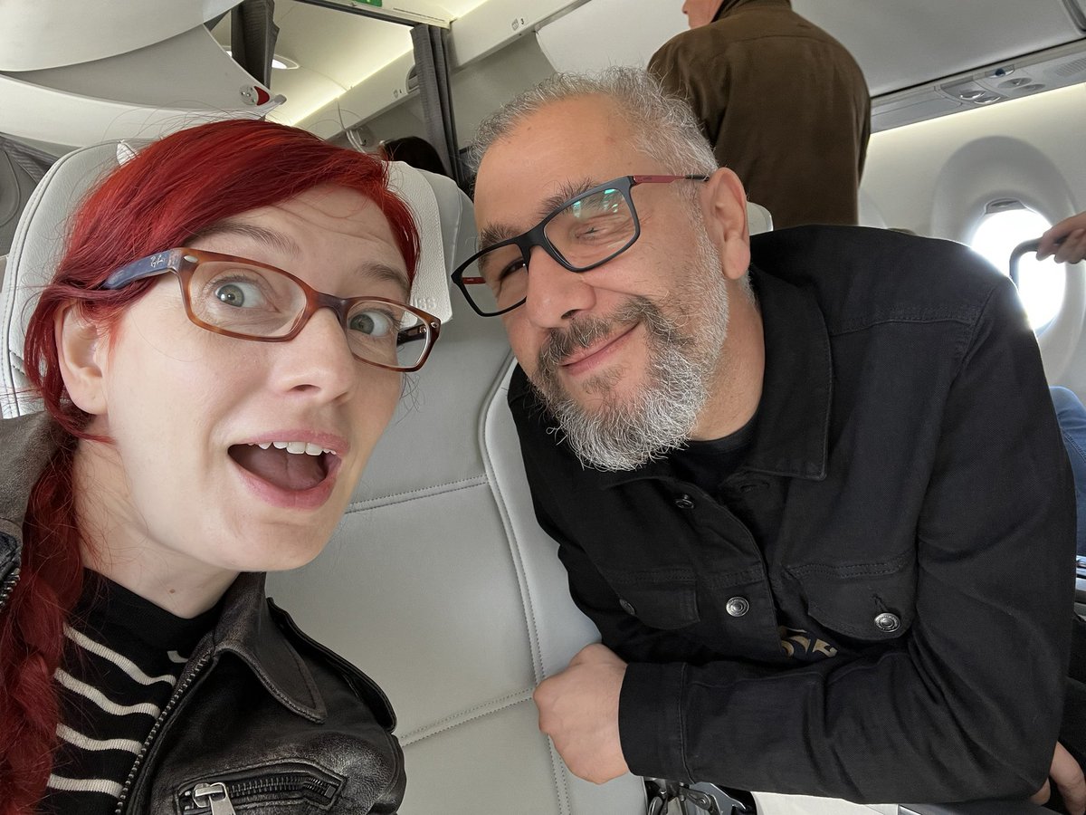 We’re leaving on a Jetplane! ✈️ 

Kicking off our crazy flight half way around the world - see you soon, West 🇺🇸 beans! ❤️🥰