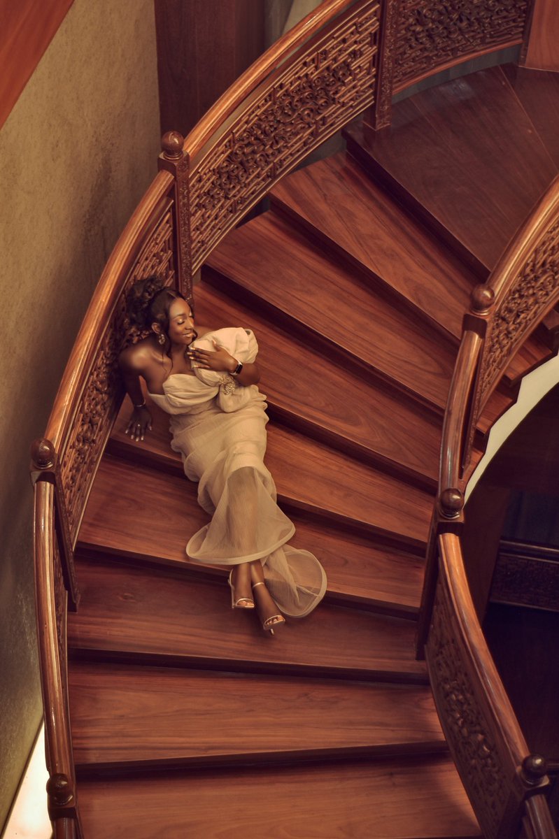 Charming🌊🌻🌹 tweet media