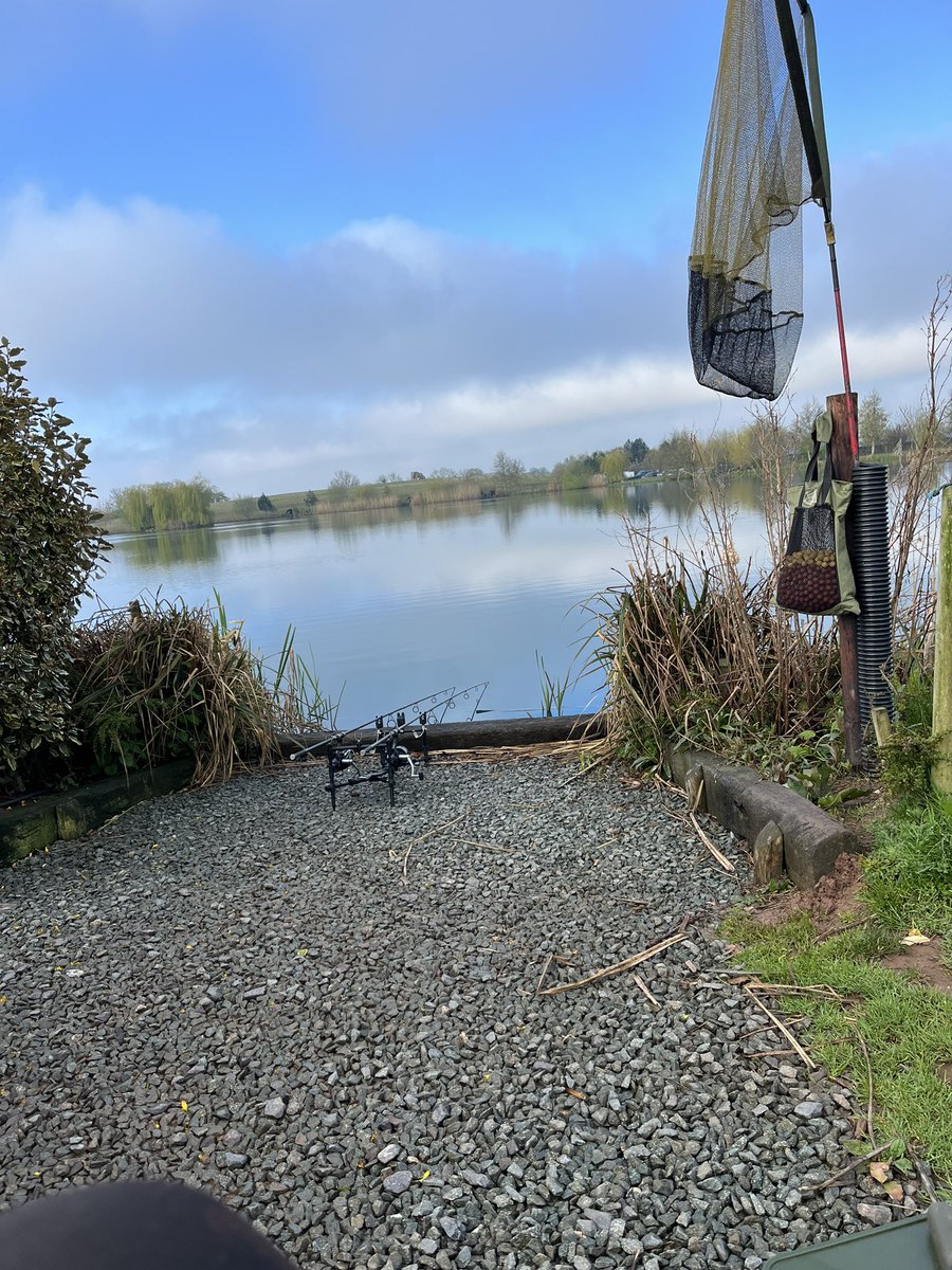 bones1004's tweet image. And we try again monument 2