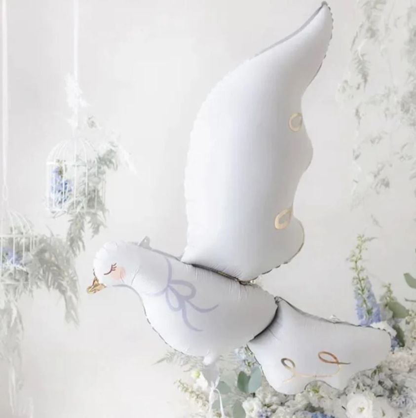 🕊️ NEW, NEW, NEW! 🕊️

Have you seen this stunning Dove Bird Foil Balloon? Perfect for weddings, baby showers and christenings! 

🛒 Shop: bit.ly/4176KQ9

#luckandluck #partyshop #partysupplies