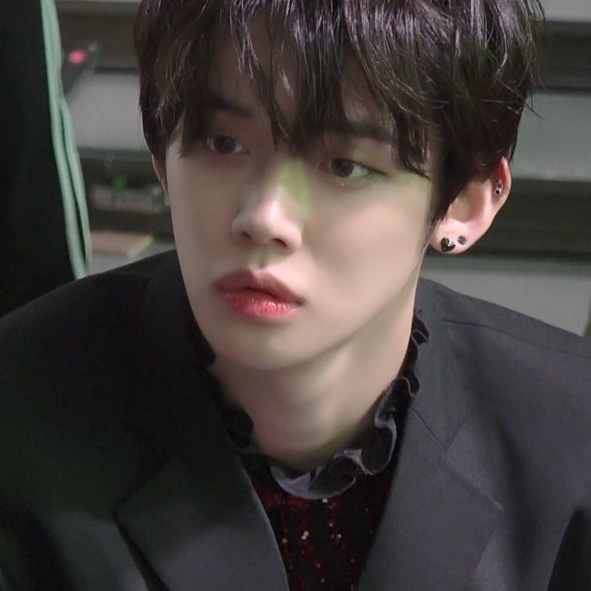 txt_sarangdan2's tweet photo. 짧머 연준 짱.. https://t.co/zYSeLe28PT
