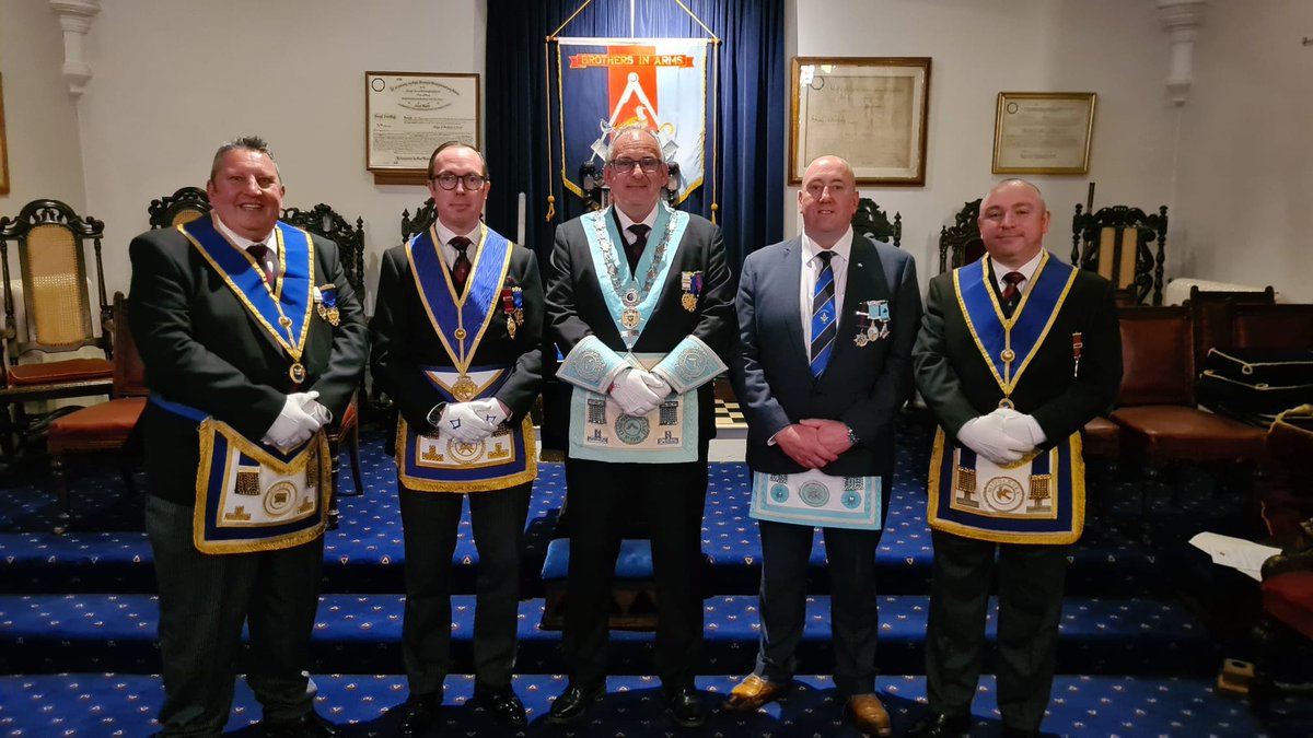 A great evening visiting Lodge of Brothers in Arms No.9540 (Sailsbury) to see an old friend, W Bro Geoff Johnson, installed as the Worshipful Master.