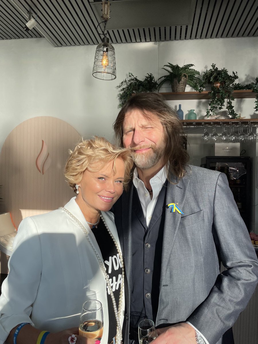 RitaTainola's tweet photo. What a nice opening party at #maljahelsinki with lots of familiar faces like #jonenikula with superdancer wife #hanna and 2007 #tangoqueen #jennabågeberg as well as #virpi&amp;katjakätkä #domakersfinland @maljahelsinki https://t.co/NVv8UhUc0Q