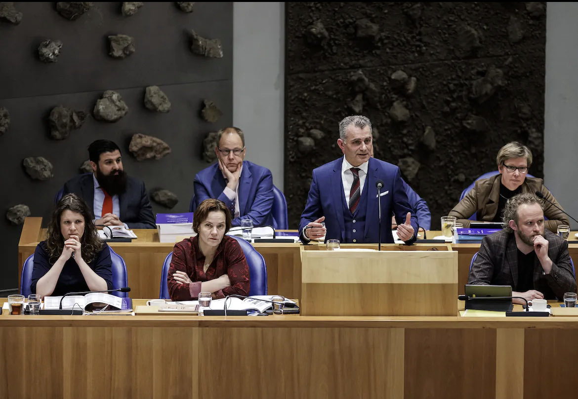 Ik hoop vurig dat ons rapport ‘Groningers boven gas’ en het debat daarover de ommekeer inzet naar het recht doen aan alle gedupeerden. Waardoor de ereschuld werkelijk ingelost gaat worden! Zowel op schade, versterken, leefbaarheid als toekomstperspectief.

#pegas #gasenquete
