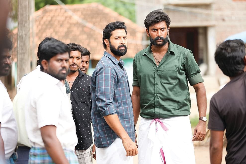 CineTimee's tweet image. #ArulNithi Starrer #KazhuvethiMoorkkan Movie Brand New Pictures Directed By #SYGowthamRaj !
@arulnithitamil ! @officialdushara ! @sy_gowthamraj !
#CineTimee !