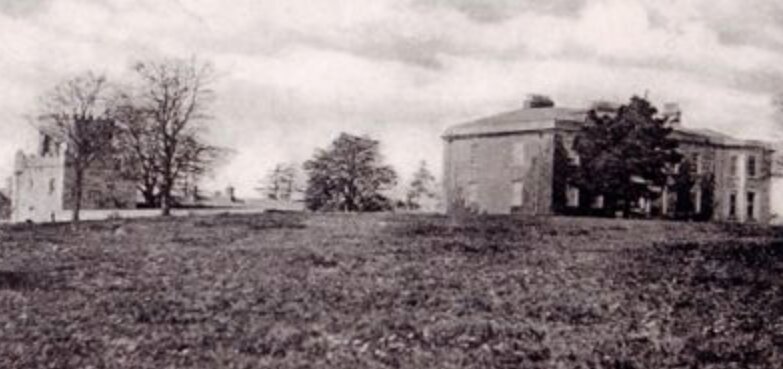 #OTD 15 April 1923 #Centenary Tubberdaly House (aka Toberdaly), Edenderry, Co Offaly #BigHouseBurnt #IrishCivilWar. Owner Edward Beaumont-Nesbitt. Ruin.
…BelmontInNorthernIreland.blogspot.com/2015/08/tubber…
en.Wikipedia.org/wiki/Edward_Be…
BuildingsofIreland.ie/buildings-sear…