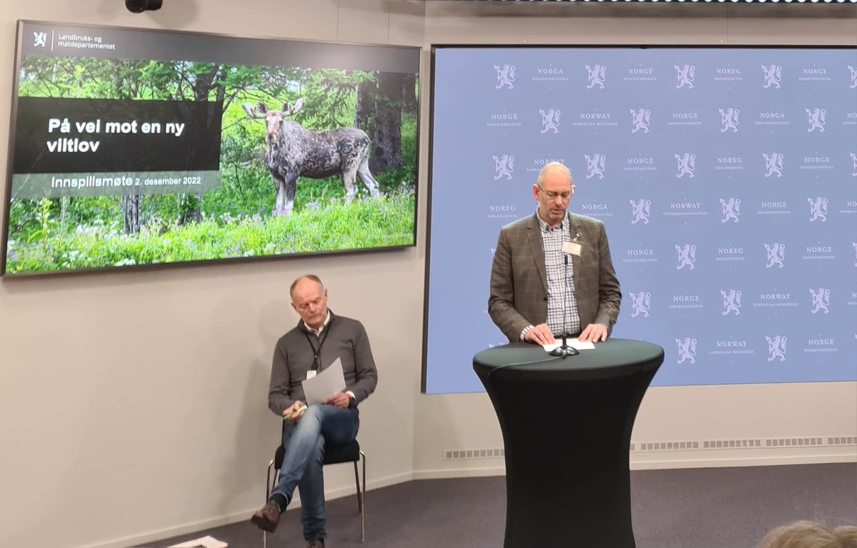 MartinEggen's tweet photo. Det begynte i 2013, og fortsetter med denne regjeringen: Naturforvaltningsregimet bygget opp siden 1970-tallet uthules systematisk, noe som gjør det vanskelig å komme i havn med miljømål. Siste grep er å frata @miljodir ansvaret for høstbare dyr og fugler.
https://t.co/VqhadRkype https://t.co/rDGNbjiTIw