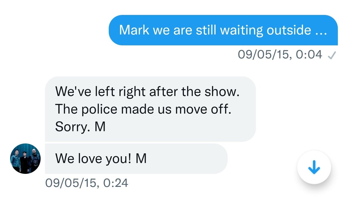 Demi18_'s tweet photo. The first show of the script in Thailand. After the show, we're waiting to meet them outside the vanue. Unfortunately.. 

But he read my message and replied. 

💔 I love you too Mark 
#RIPMarkSheehan https://t.co/yGsUsKXv8y