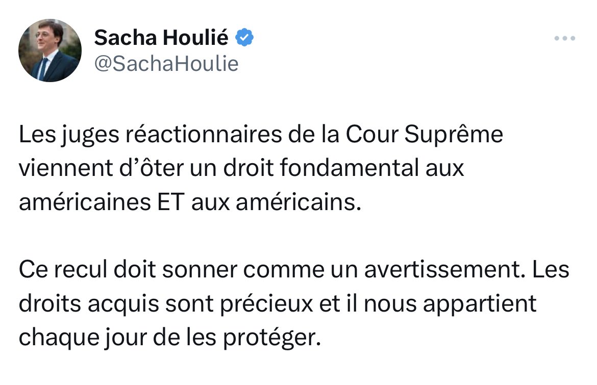 On aurait donc le droit de critiquer les décisions de la Cour suprême des États-Unis et ses juges mais critiquer les décisions du Conseil constitutionnel, c’est "affaiblir la république" ?
On va au-delà du grotesque.