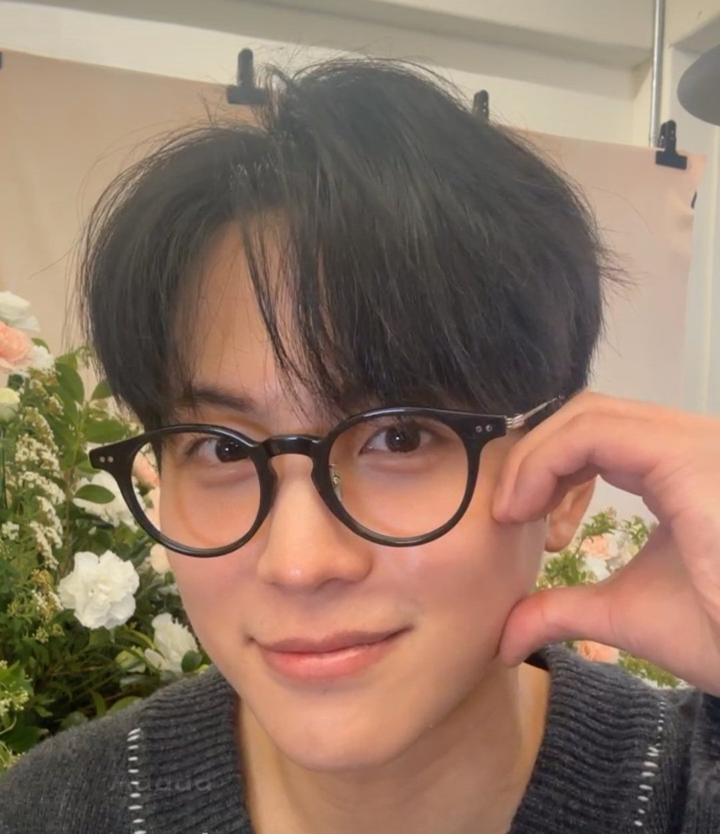 Mi715ko415's tweet photo. お誕生日おめでとう🎉
これからもずっと大好きだよ♥️♥️♥️
#김국헌 #グクホン #グッコン  #kimkookheon #kookheon https://t.co/Jc9EimnZjc