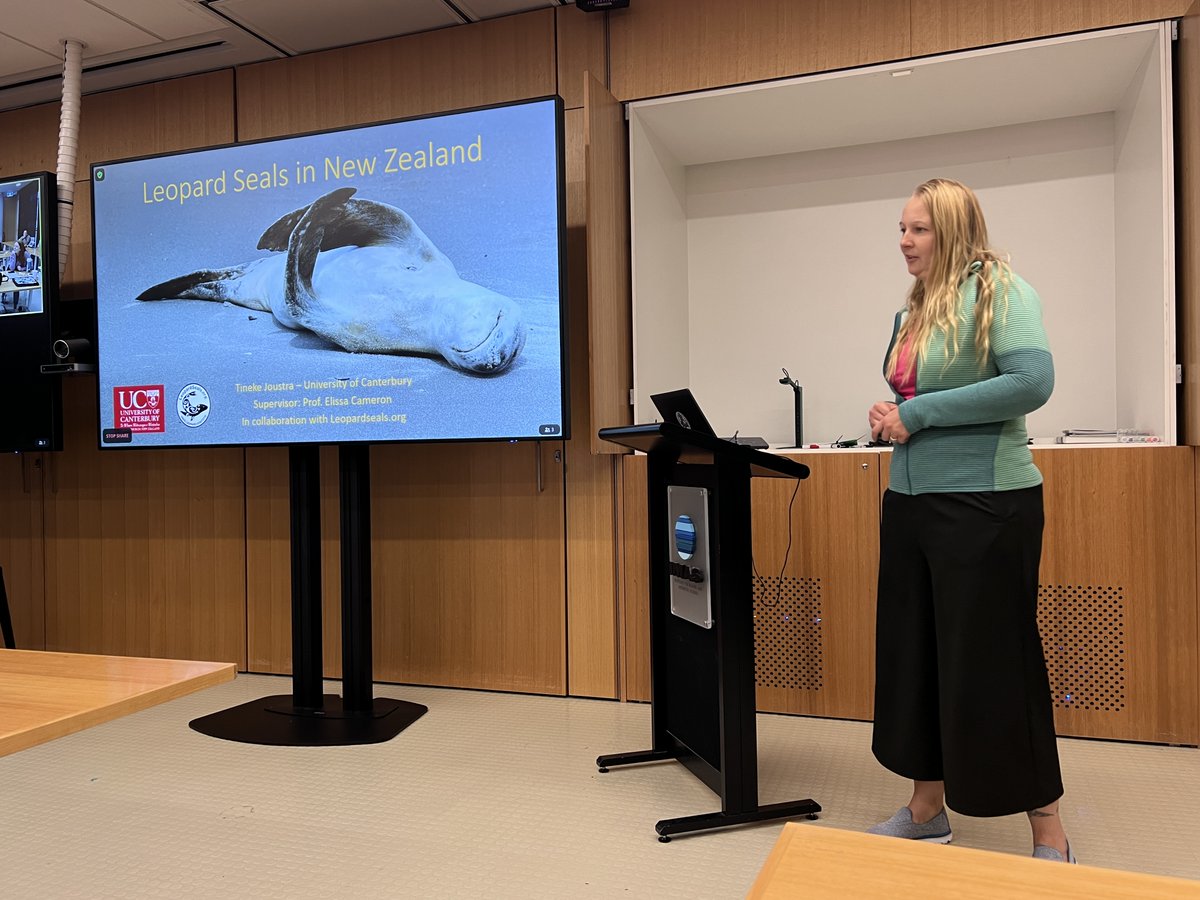 anzscsmm's tweet photo. What a way to finish the #Hobart2023 conference with some great talks and awareness on Leopard seals by Tineke Joustra  &amp; Giverny Forbes and some interesting insights into New Zealand's dolphins Déborah Casano-Bally (@dcasanobally) &amp; Emily Palmer (@emilyipalmer) https://t.co/8GHCNEu96q